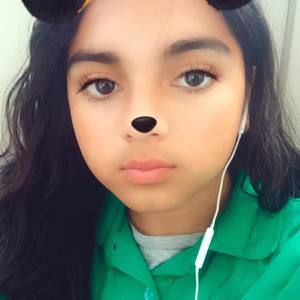 Meet your Posher, Zuly